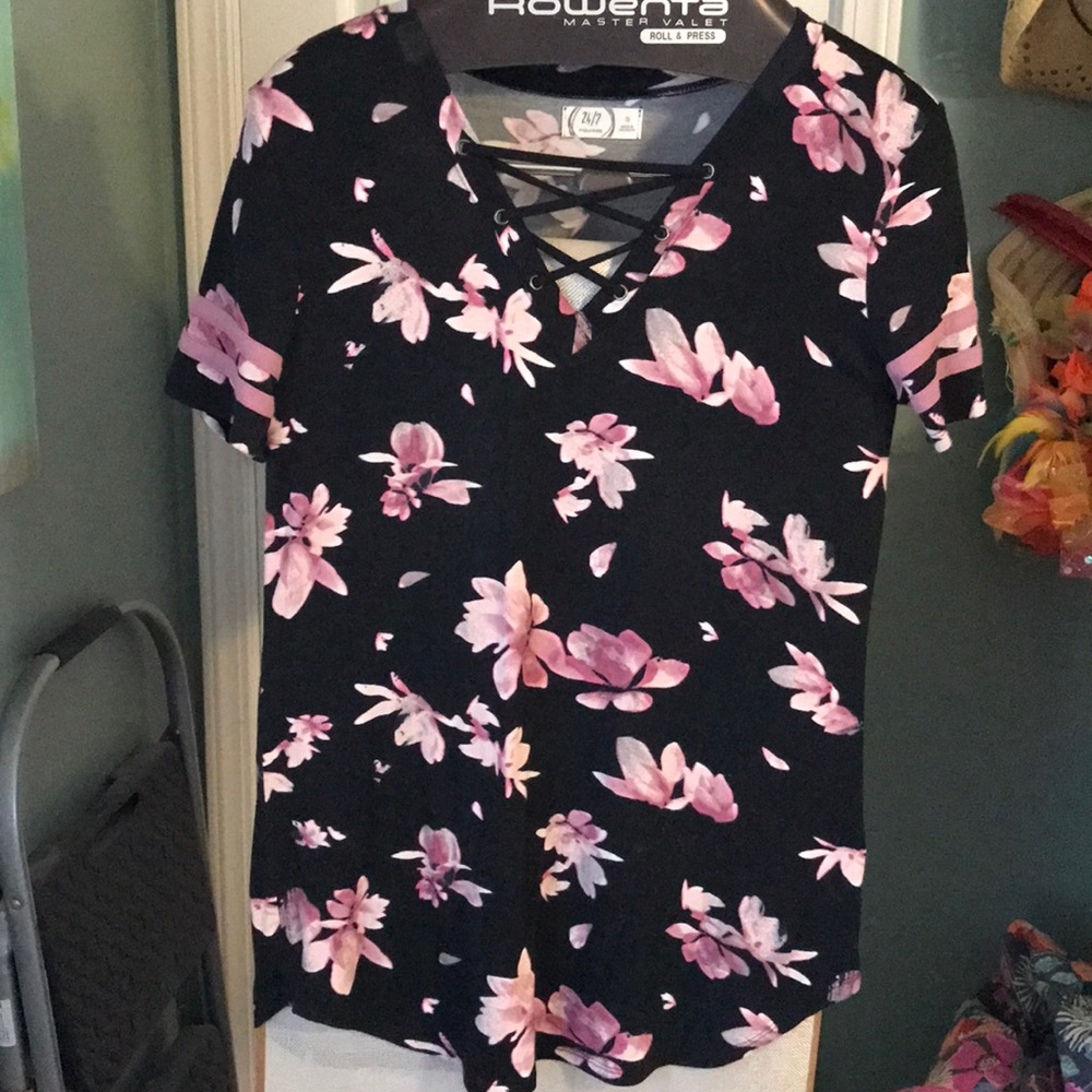 Floral top